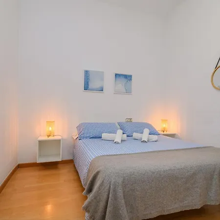 Apartment Playa A Pie Y A 15 Minutos De Ramblas Y Plaza Catalunya En Metro *