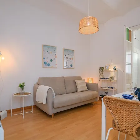 Apartment Playa A Pie Y A 15 Minutos De Ramblas Y Plaza Catalunya En Metro *