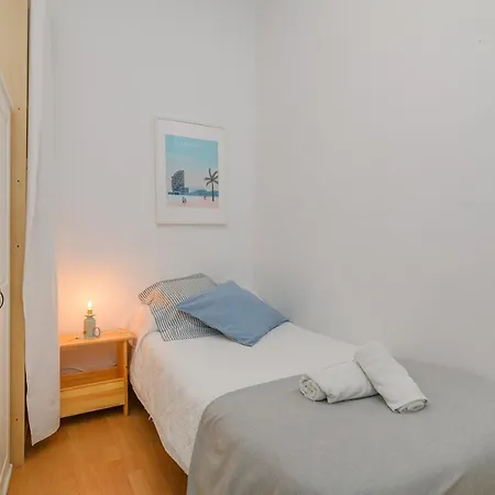 Apartment Playa A Pie Y A 15 Minutos De Ramblas Y Plaza Catalunya En Metro