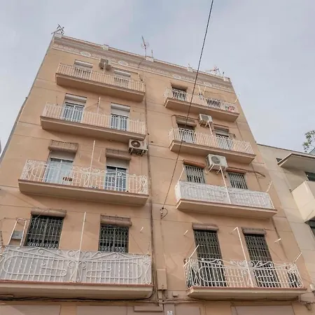 Playa A Pie Y A 15 Minutos De Ramblas Y Plaza Catalunya En Metro Apartment *