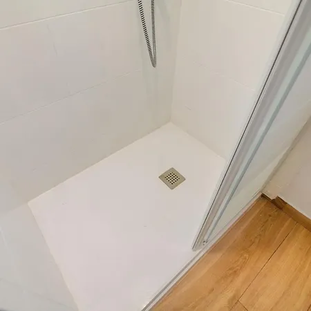 Apartment Playa A Pie Y A 15 Minutos De Ramblas Y Plaza Catalunya En Metro *